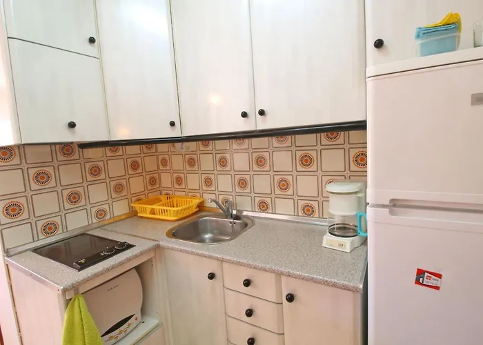 Voramar-8 By Interhome